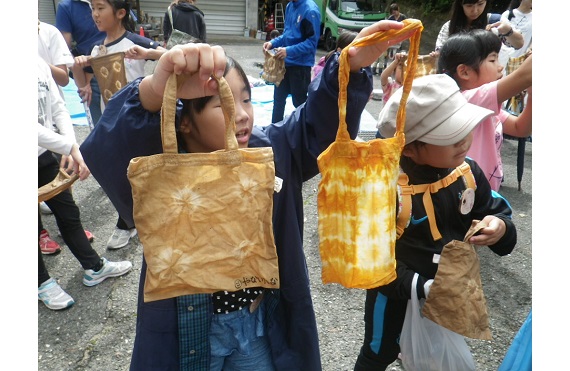 森の小学校 森の小学校