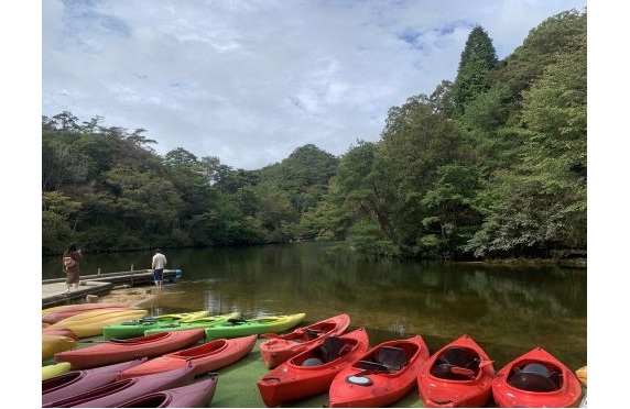 10姿勢を意識して歩く山上ハイキング2025.10