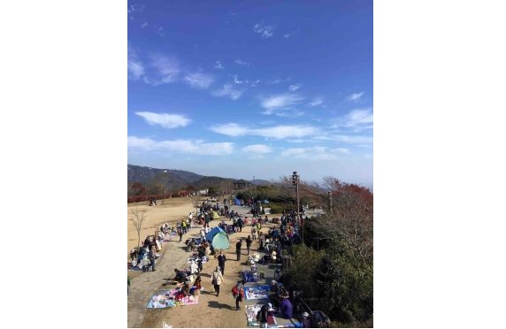 13摩耶山リュックサックマーケット2025.10 13摩耶山リュックサックマーケット2025.10